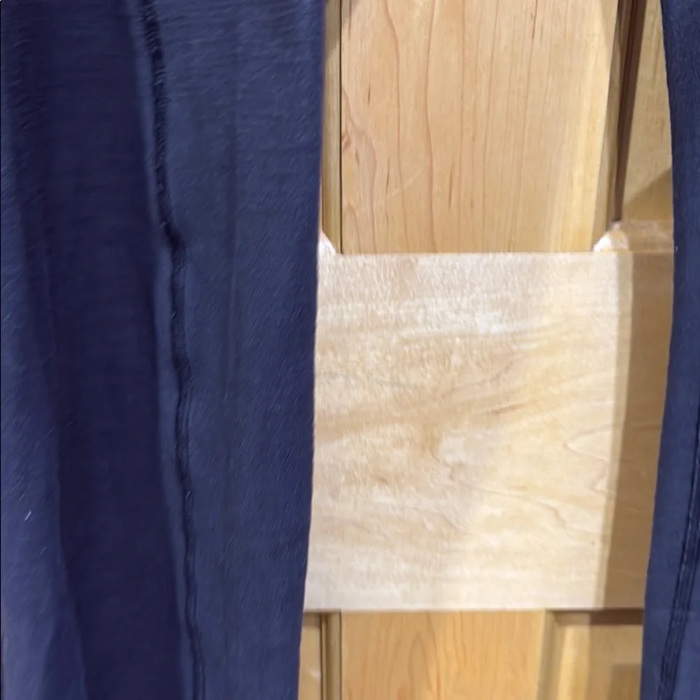 lululemon athletica Black Leggings size 8 snap at ankles